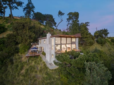 Luxury Villa Photo #4