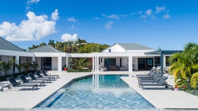 Luxury Villa Photo #2