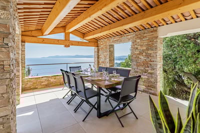 Luxury Villa Photo #10