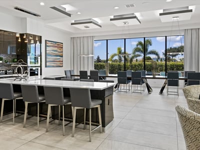 Luxury Villa Photo #30