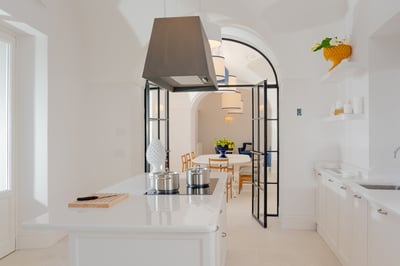 Luxury Villa Photo #11