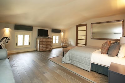 Luxury Villa Photo #26