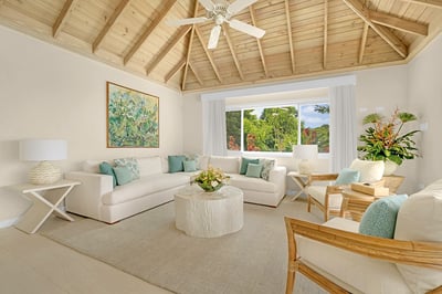 Luxury Villa Photo #13