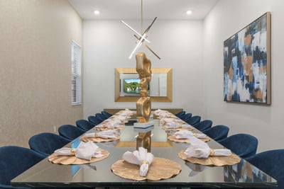 Luxury Villa Photo #13