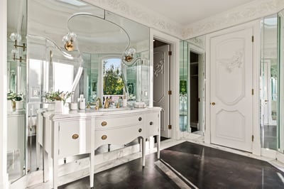 Luxury Villa Photo #32
