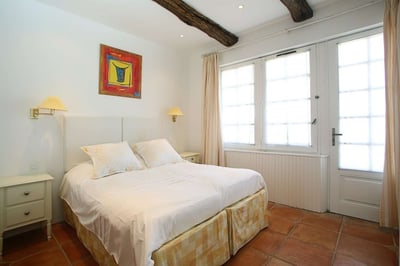 Luxury Villa Photo #14