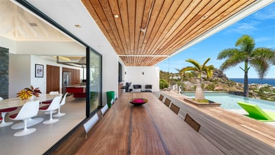 Kitchen & Dining Area