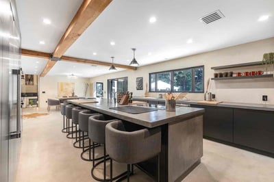 Luxury Villa Photo #25