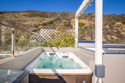 Luxury Villa Photo #5