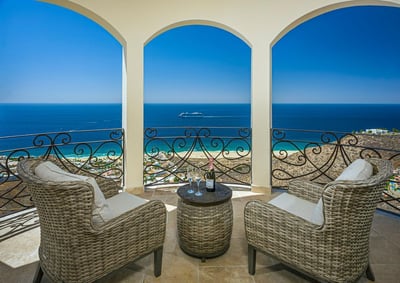 Luxury Villa Photo #17