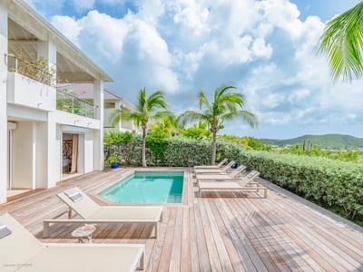 Luxury Villa Photo #2