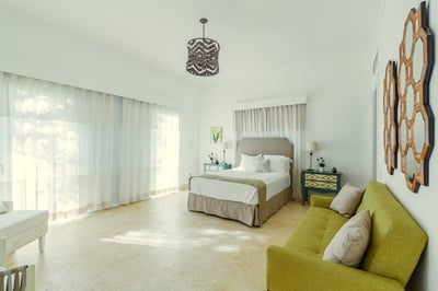 Luxury Villa Photo #38