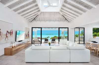 Luxury Villa Photo #17
