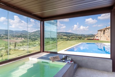 Luxury Villa Photo #11