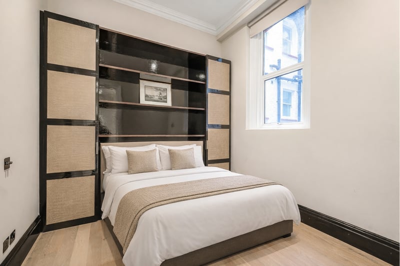 The Knightsbridge