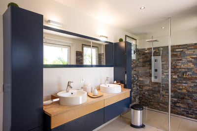 Luxury Villa Photo #37