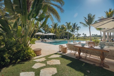 Luxury Villa Photo #7