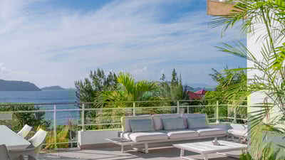 Luxury Villa Photo #15