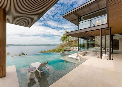 Luxury Villa Photo #5