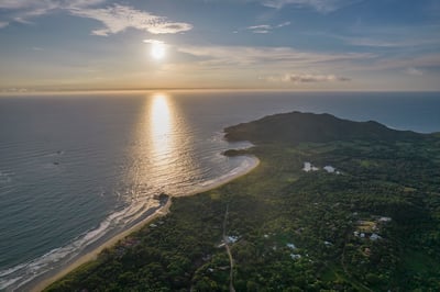 Luxury Villa Photo #30