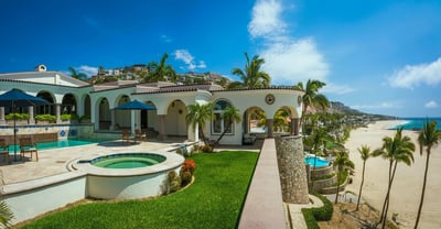 Luxury Villa Photo #27