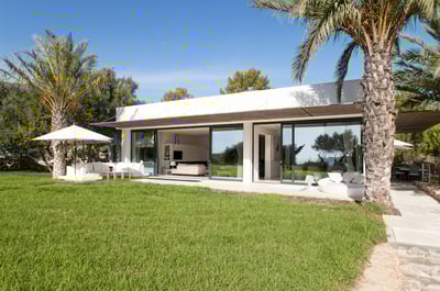 Luxury Villa Photo #14