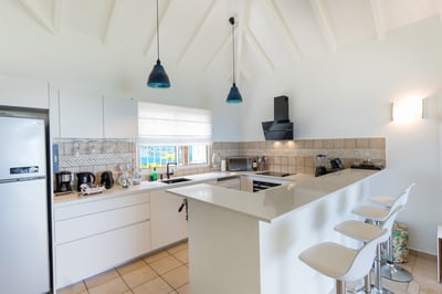 Luxury Villa Photo #15