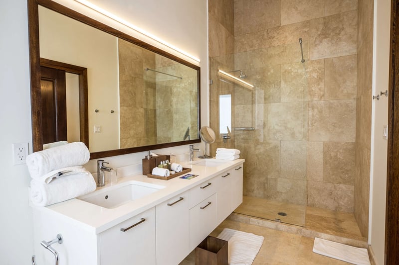 Three Bedroom Skyridge Villa