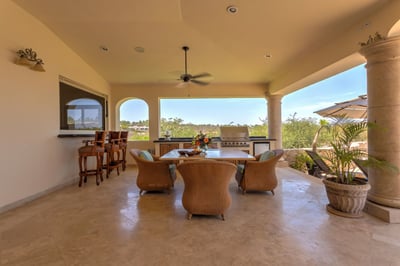 Luxury Villa Photo #8