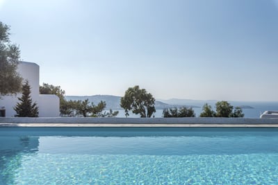 Luxury Villa Photo #2
