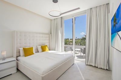 Luxury Villa Photo #51