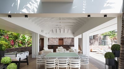 Luxury Villa Photo #23