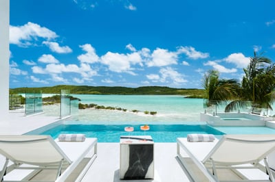 Luxury Villa Photo #10
