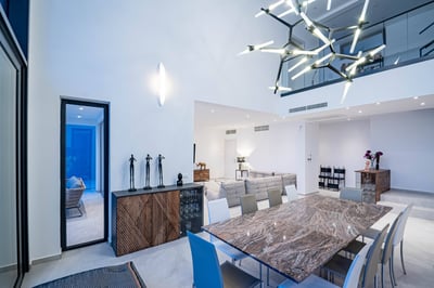 Luxury Villa Photo #32