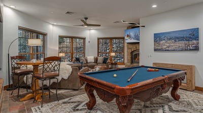 Apex Lodge North Side: Pool Table