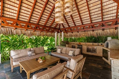 Luxury Villa Photo #9