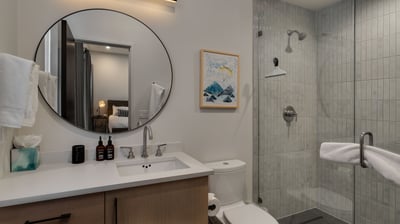 Second king ensuite