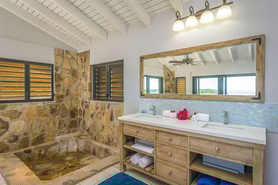 Luxury Villa Photo #31