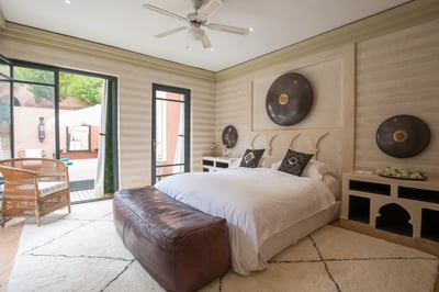 Luxury Villa Photo #12
