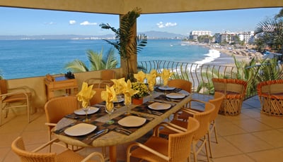 Luxury Villa Photo #4