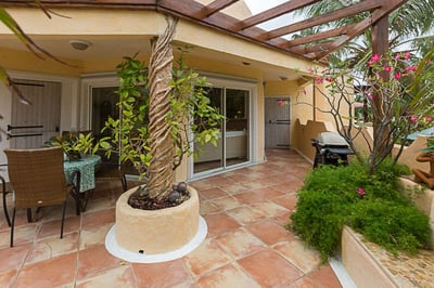 Luxury Villa Photo #7