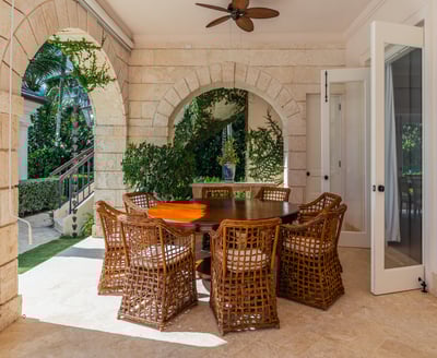 Luxury Villa Photo #16