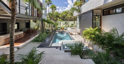 Luxury Villa Photo #8