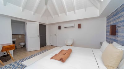 Luxury Villa Photo #44
