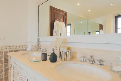 Luxury Villa Photo #18
