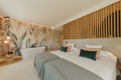 Luxury Villa Photo #41