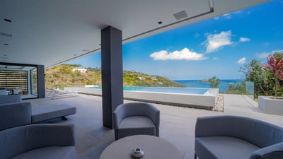 Luxury Villa Photo #12