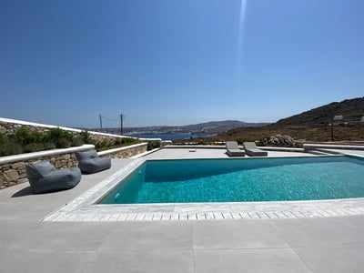 Luxury Villa Photo #10