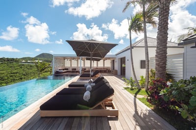 Pool & Terrace