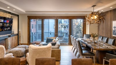 Great Room with TV and Gas Fireplace